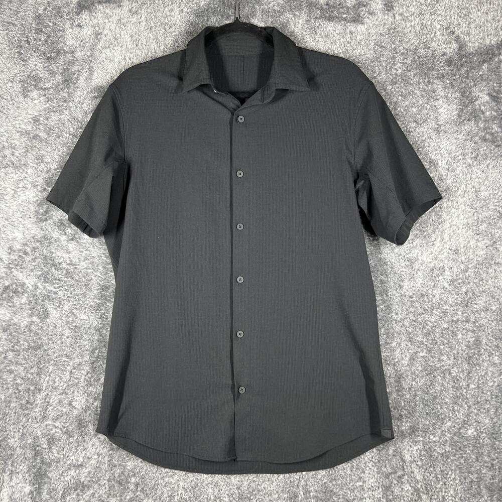 Lululemon Shirt Mens M Black Short Sleeve Button Up Polyester Blend Slim